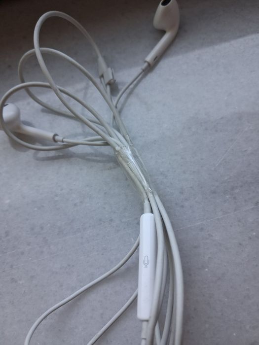 Căști iphone de vânzare