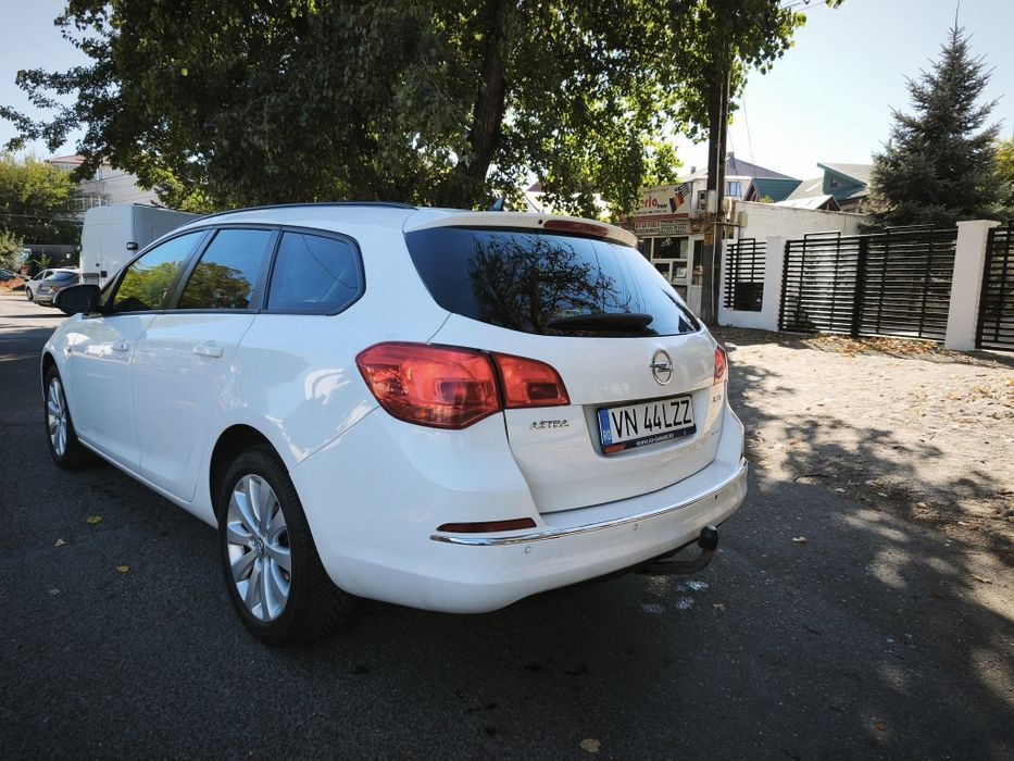 Opel Astra J 2014 propietar