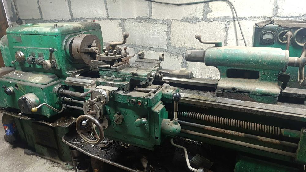 Продам токарный станок