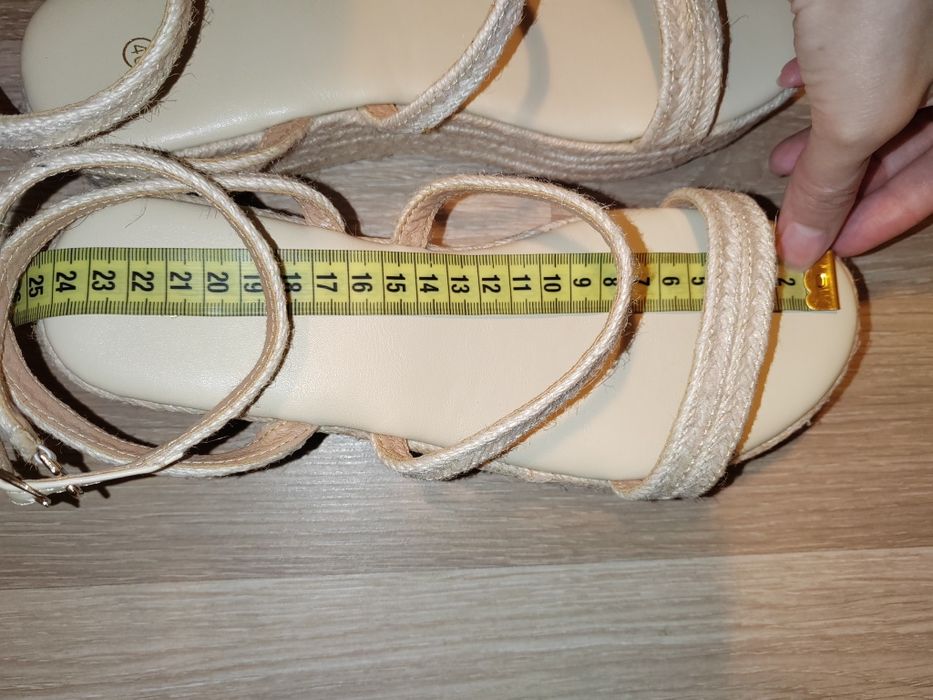 Sandale noi bej pentru marimea 38~39