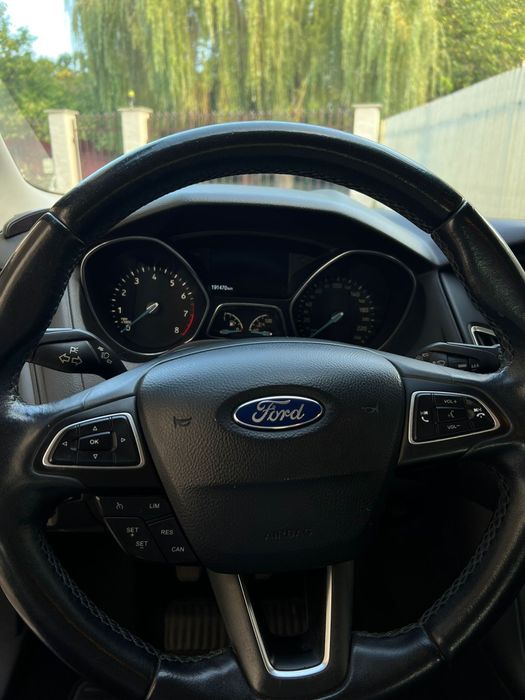 FORD Focus 2015 — imagine 4