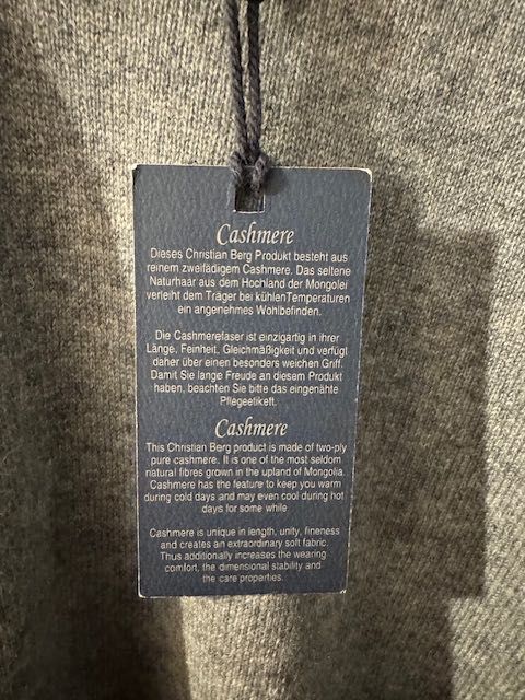 Bluze noi, din Cașmir