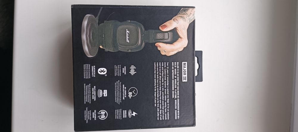 Продам наушники Marshall major 4