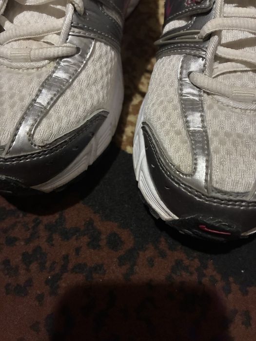 Adidasi Nike 36 dama