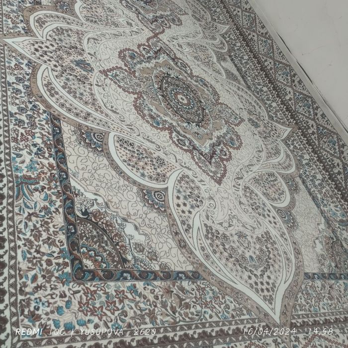 Gilam yengi sotladi narxi kelishilinadi