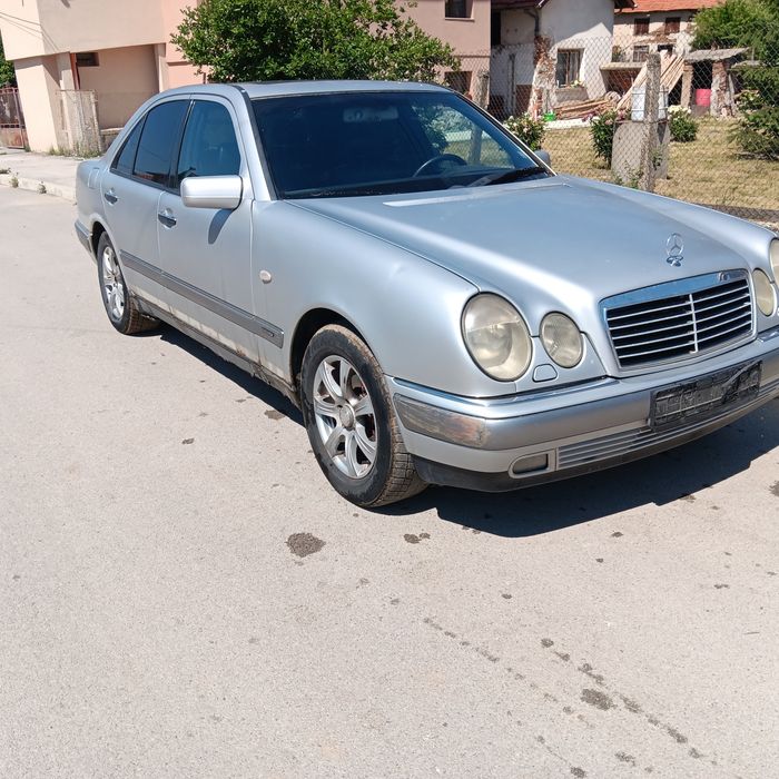 Mercedes W210 E280 4 Matic  на части!