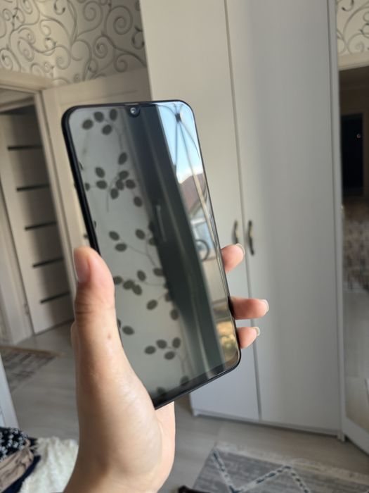 Галакси А30 ,в хорошом состоянии