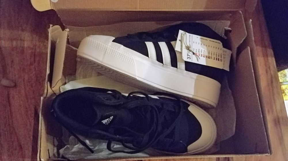 Adidas Bravada 37 1/2
