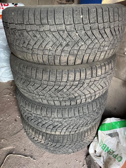Зимние шины Pirelli