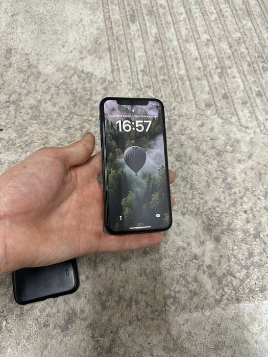 Айфон в хорошем состоянии