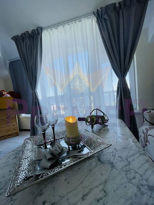 Продава се Къща в Варна, Бриз - 635 кв.м за 1071 €/кв.м - Снимка #4