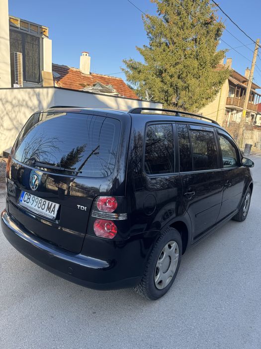 Продавам Touran 2TDI 137к.с 2005г.
