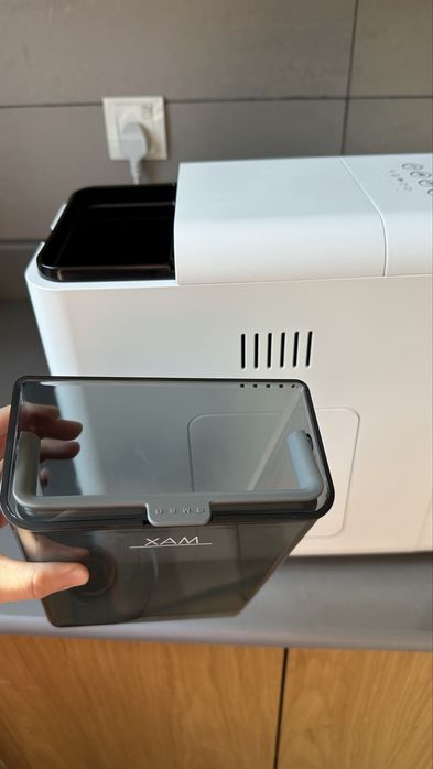 Кофемашина Smeg, белая