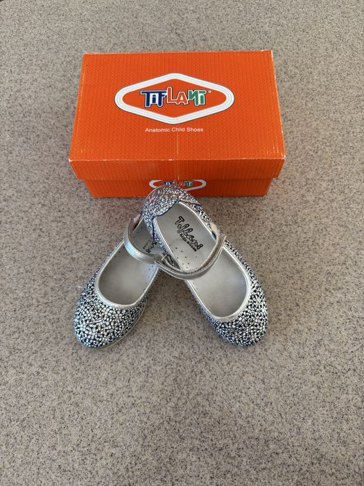 Туфли девочковые