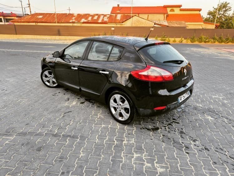 Renault Megane III, 2010 Euro 5, 1.5 DCi 110 cp, VARIANTE