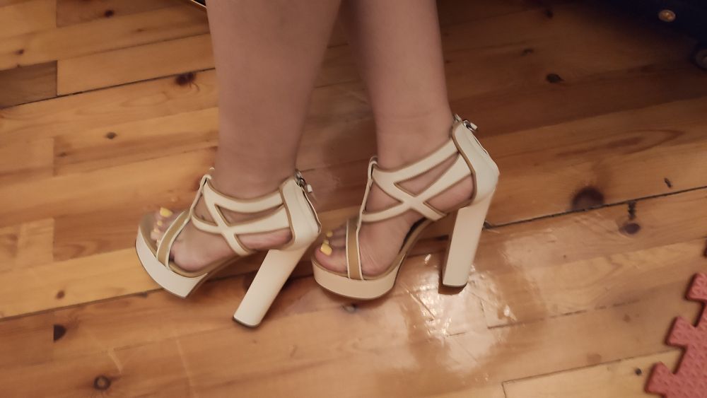 Босоножки VINCI на каблуке