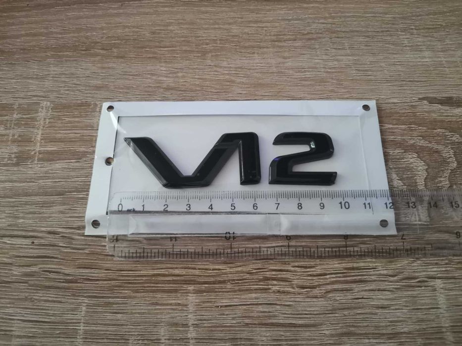 черна емблема Mercedes V12 стар фонт