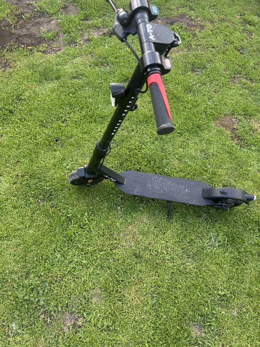 Trotineta electrica ,perfect functionala !