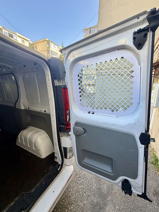 Vand Renault Trafic 2.0 115 cai
