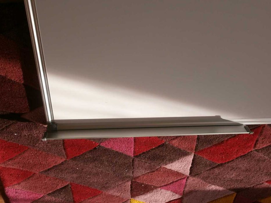 Качествена Бяла Магнитна Дъска 0.9х1.2м и Големи 1.2x1.8м