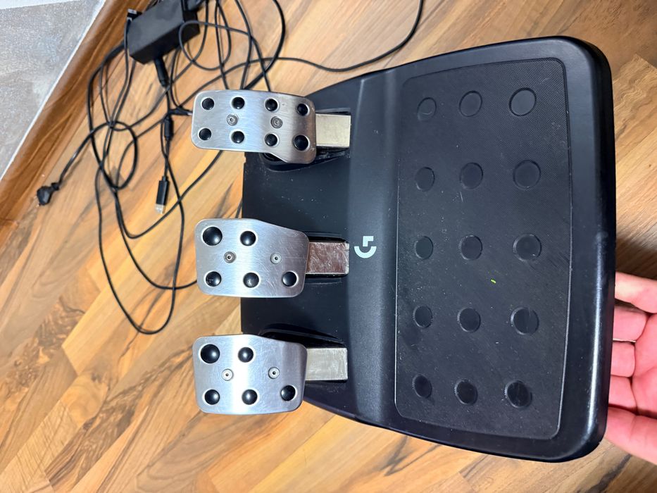 volan logitech g923