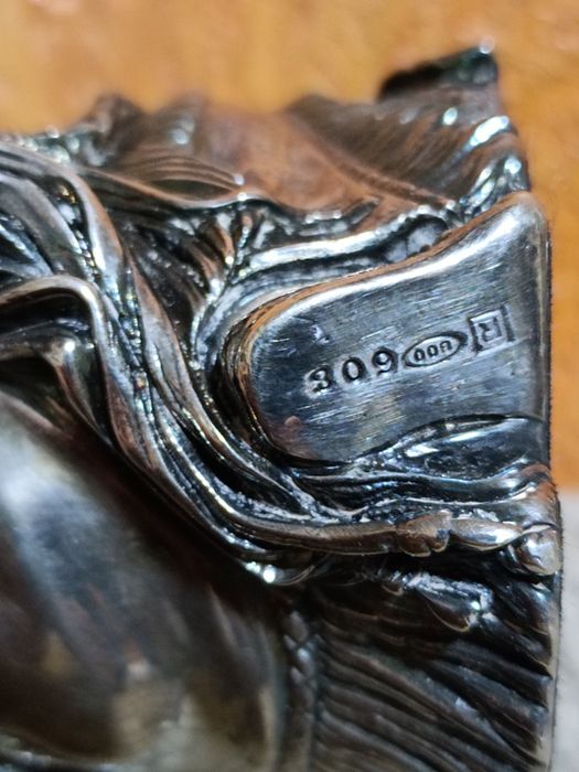 Statuete indieni nativi