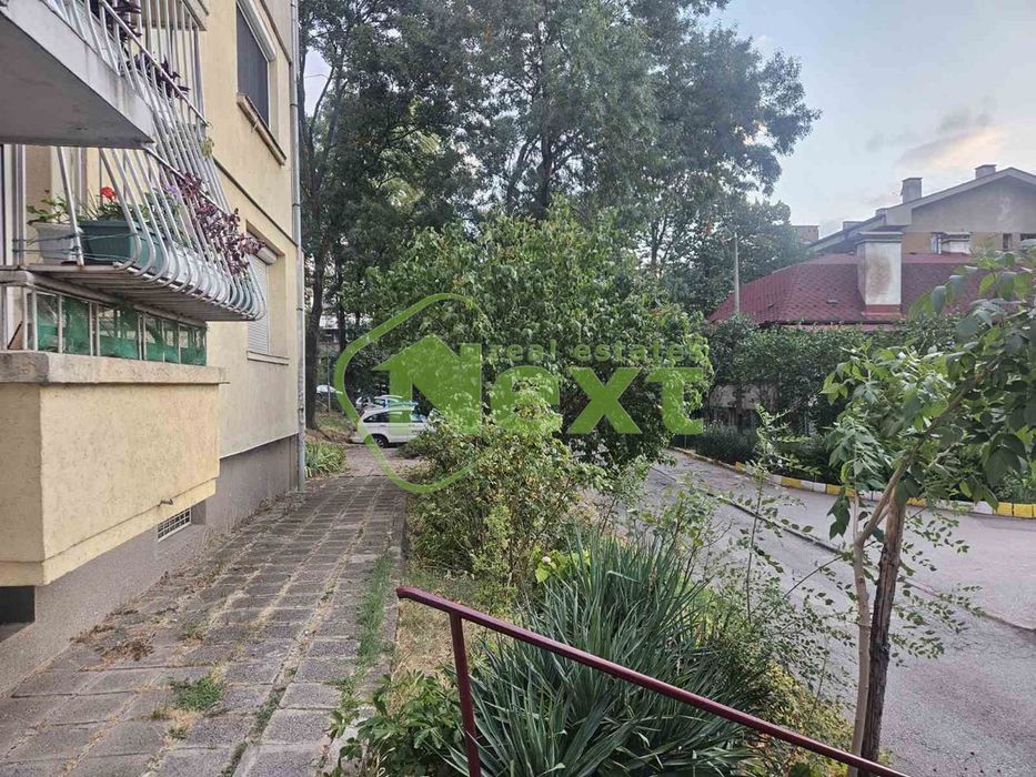 Дава се под наем Тристаен апартамент в София, Гео Милев - 94 кв.м за 700 € - Снимка #9