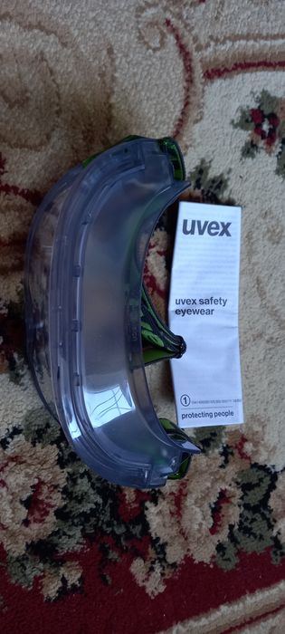 Комбенизон сатылады.