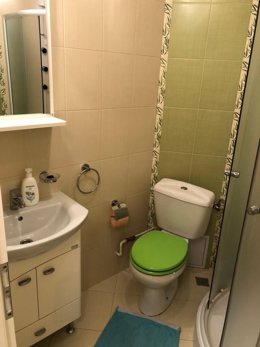 Inchiriez apartament