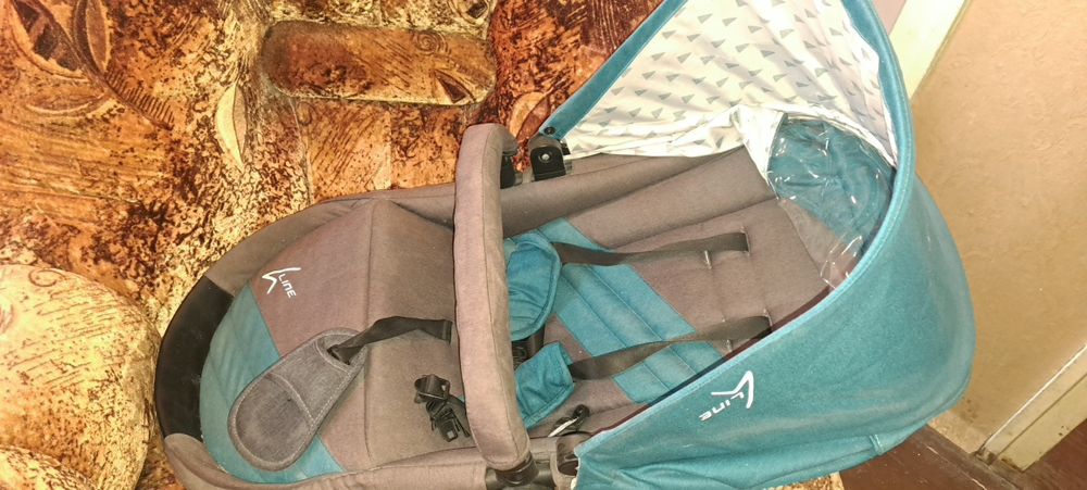 Бебешка и детска количка Cangaroo 3 в 1