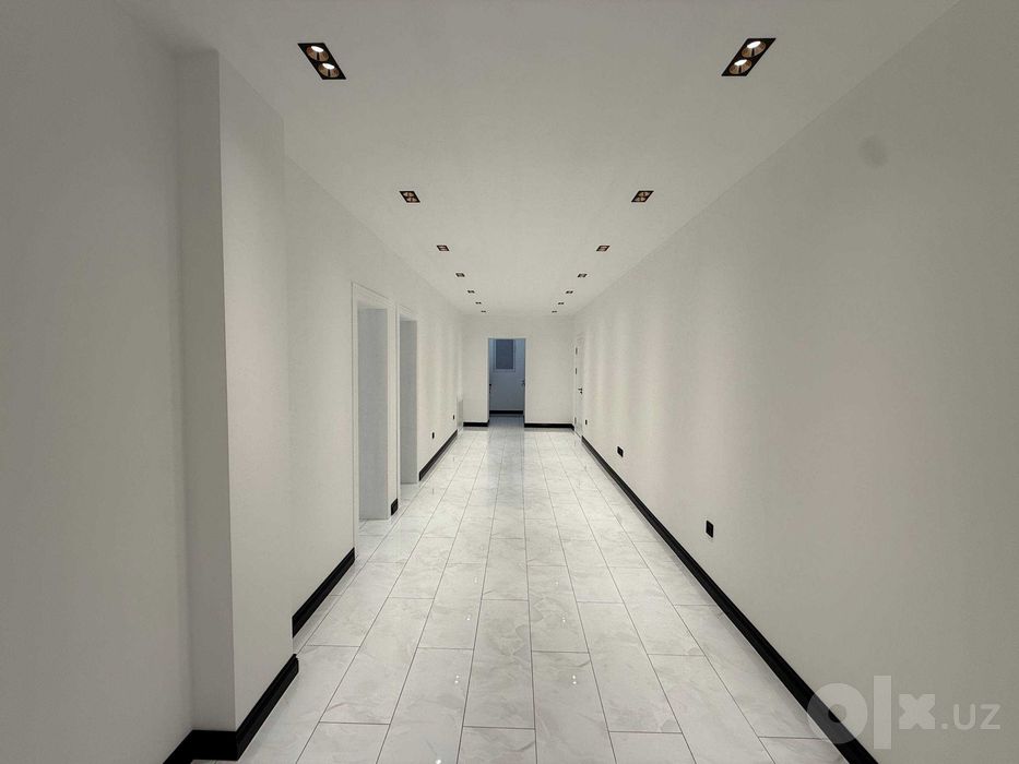 Аренда коммерческого помещения 65 м², Ц-6, первая линия