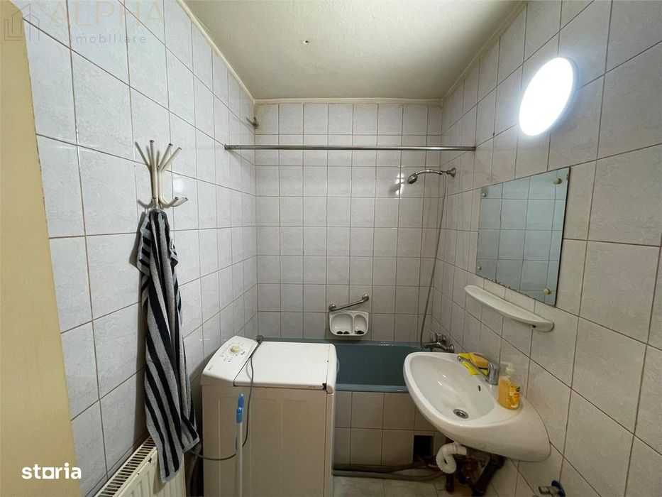 Garsonieră decomandată de vânzare – Bistrița, str.