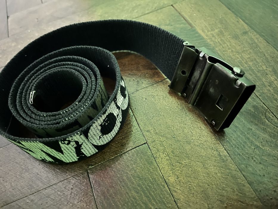 Vintage Supreme x Smog Колан