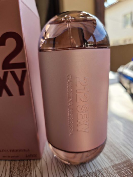 Дамски парфюм 212 sexy Carolina Herrera