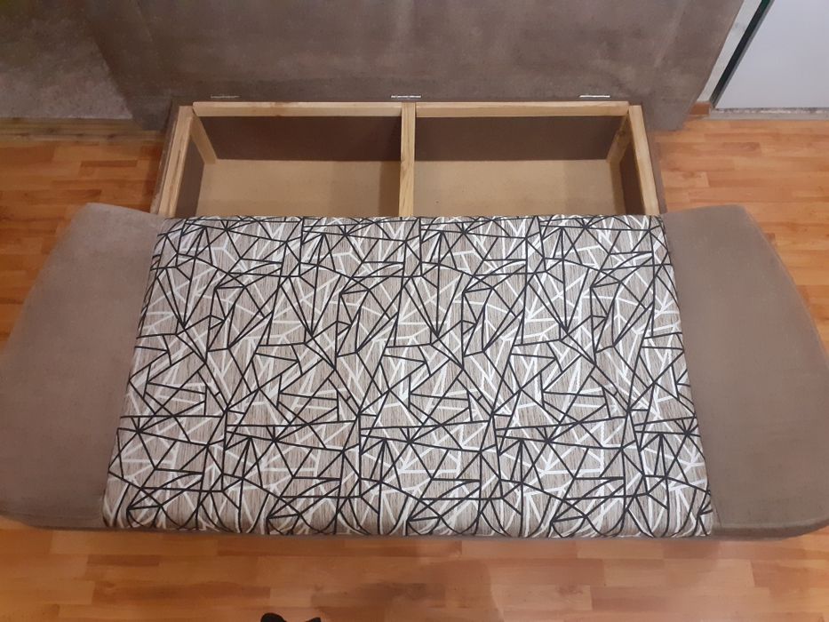 Продам диван еврокнижка