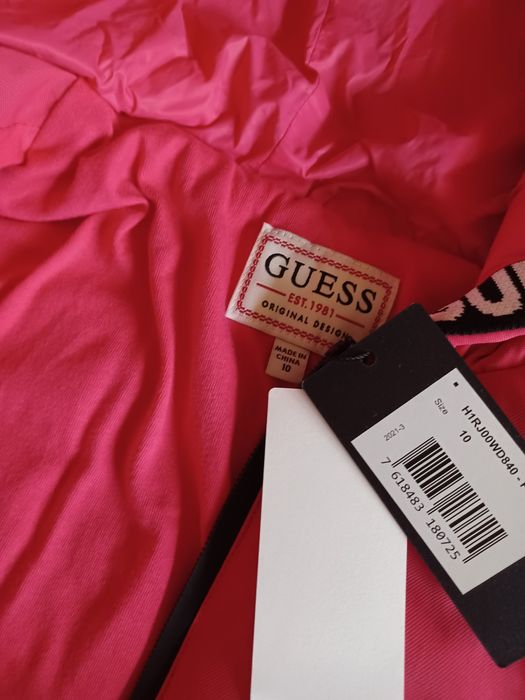 Зимно яке Guess за момиченце. Р-р - 10год.