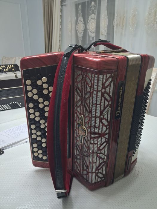 Продается Баян,в отличным состаянийй