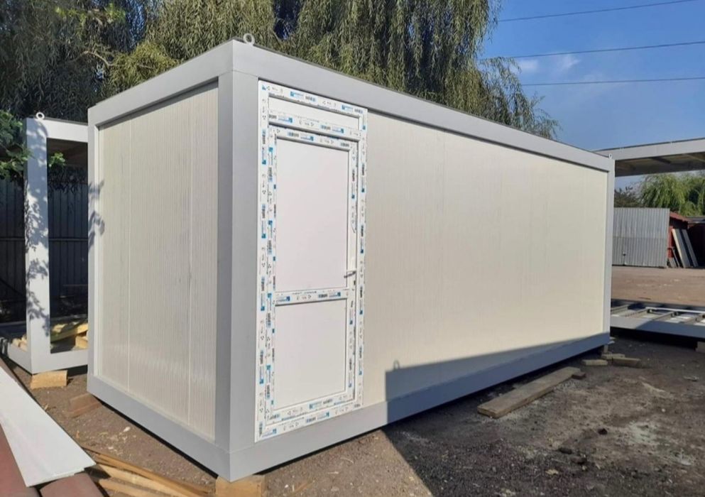 Vând containere standard