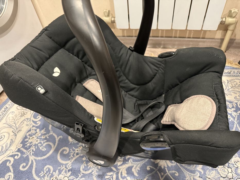 Продам автокресло-люльку Joie