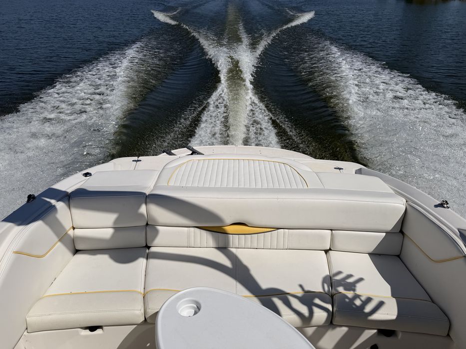 Barca Salupa Monterey 194 FS Mercruiser Inboard 4.3MPI EX 220PS