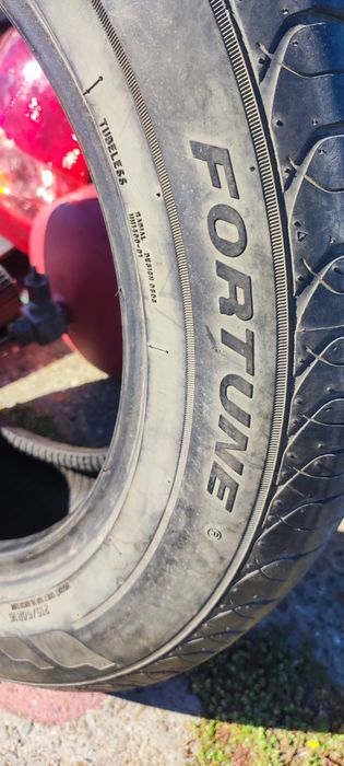 Vand anvelope de vara 215/60/16