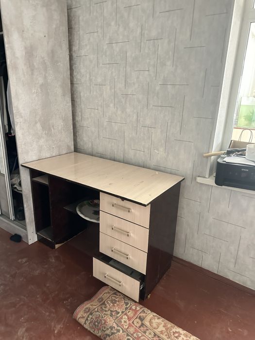 Компьютерный столик