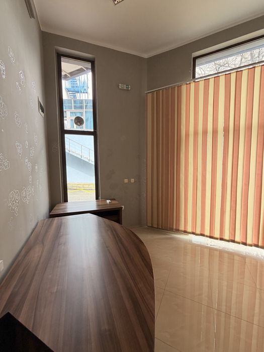 Дава се под наем Магазин в Бургас, Братя Миладинови - 18 кв.м за 224.4 € - Снимка #2