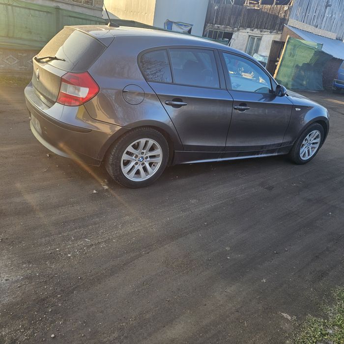 Бмв е87 116 бензин на части само .