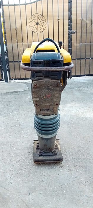 Vand burghiu si compactor