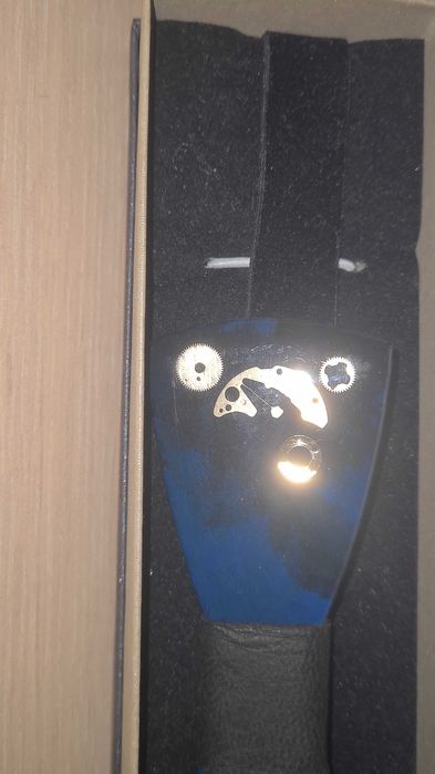 Papion Lemn Bleumarin cu piese autentice de ceas - handmade -ArtMyWay