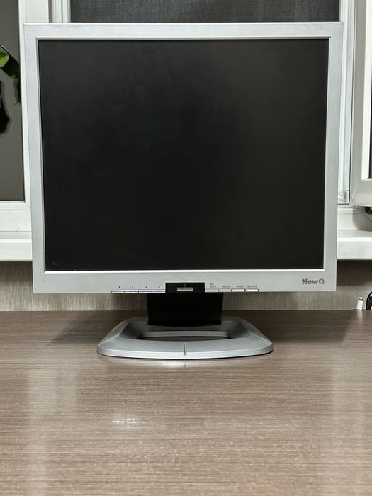 Монитор NewQ NR170D на запчасти