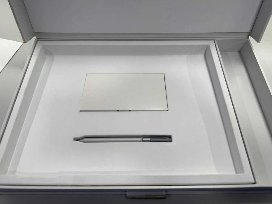 Tableta Microsoft Surface 2 SH i7-6600u 16gb ram 512gb ssd pentru piese