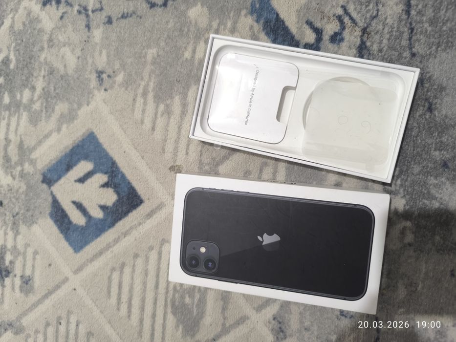 Айфон 11 коробка