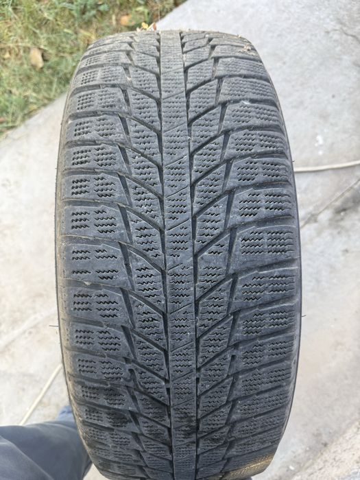Зимные шины балон 215/55 R17